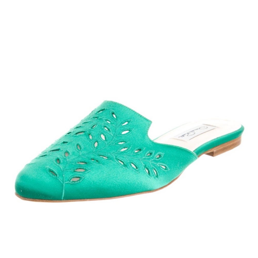 Oscar de la Renta round-toe mules (size 9)